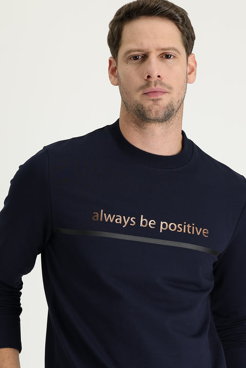 Orta Lacivert Bisiklet Yaka Slim Fit Dar Kesim Baskılı Sweatshirt