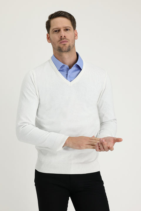 Ekru V Yaka Regular Fit Triko Kazak