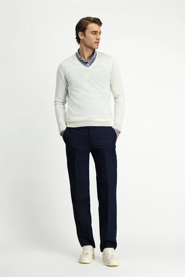 Kırık Beyaz V Yaka Regular Fit Yünlü Triko Kazak