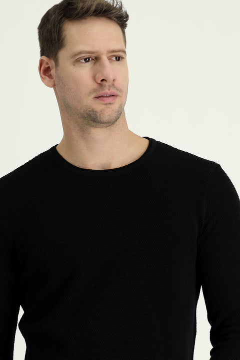 Siyah Bisiklet Yaka Slim Fit Dar Kesim Desenli Pamuklu Triko Kazak