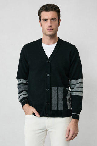  Siyah Yünlü Desenli Triko Hırka