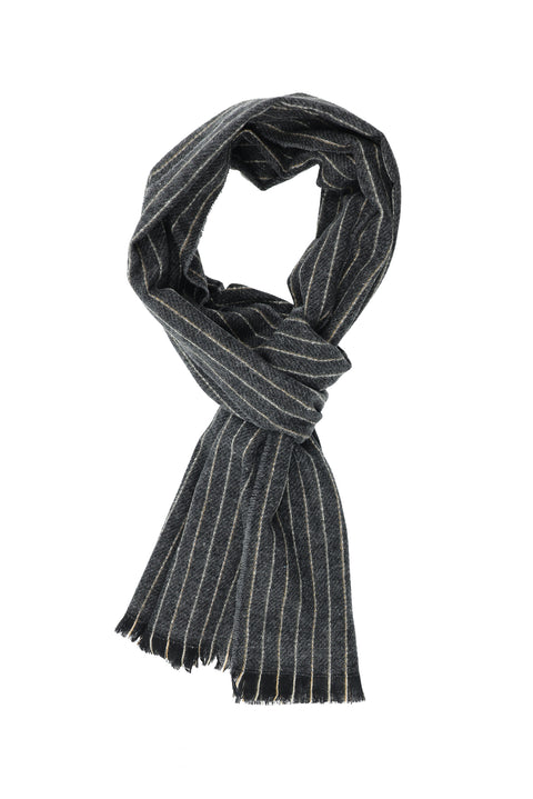 Orta Gri Çizgili Atkı