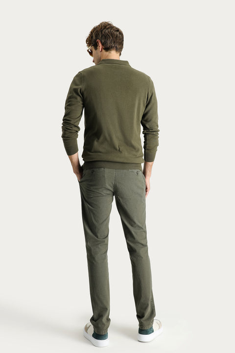 Oil Green-Olive Regular Fit Standard Cut Lycra Canvas / Chino Trousers
