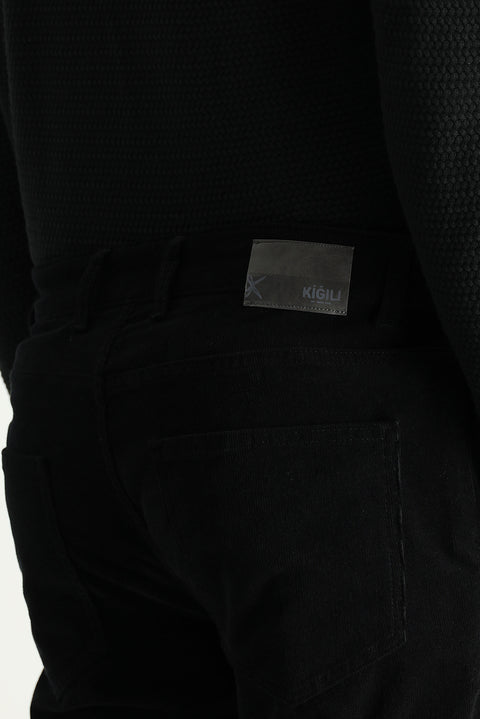 Siyah Slim Fit Dar Kesim Likralı Kadife Pantolon