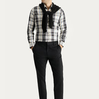 Siyah Regular Fit Likralı Saten Kanvas / Chino Pantolon