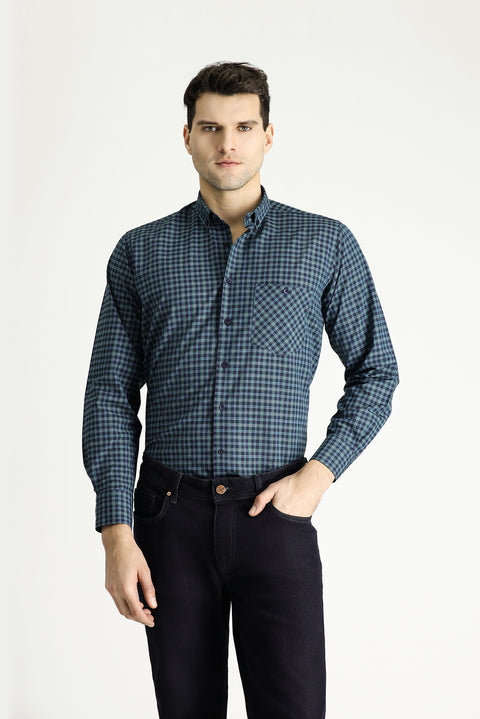 Koyu Yeşil Uzun Kol Regular Fit Düğmeli Yaka Pamuklu Kolay Ütülenebilir Kareli Ekose Gömlek