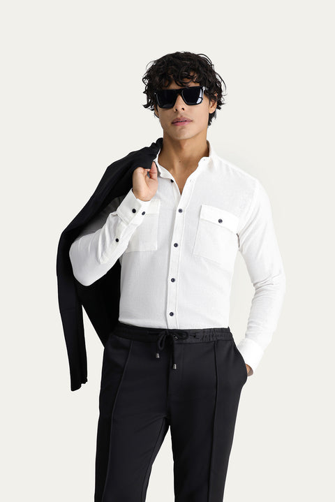 Off-white long-sleeved slim-fit cotton sports shirt.