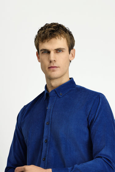 Koyu Mavi  Uzun Kol Slim Fit Dar Kesim Pamuklu Düğmeli Yaka Kadife Gömlek