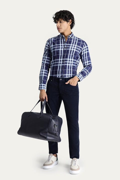 Koyu Lacivert Uzun Kol Slim Fit Dar Kesim Ekose Pamuk Düğmeli Yaka Gömlek