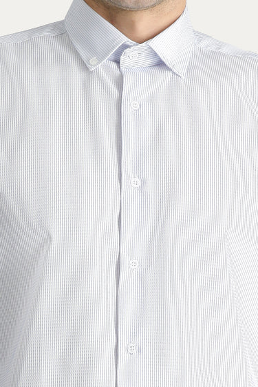 Beyaz Uzun Kol Slim Fit Dar Kesim Non Iron Çizgili Pamuklu Gömlek