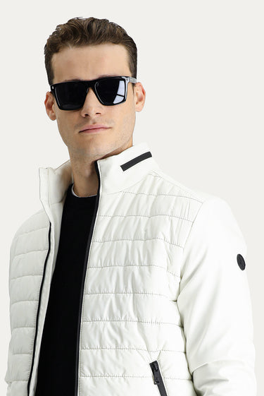  Beyaz Slim Fit Dar Kesim Kapitone Spor Mont