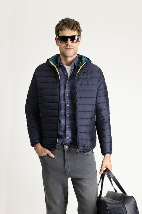 Koyu Lacivert Kapüşonlu Kapitone Spor Mont