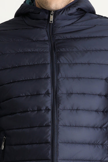 Koyu Lacivert Kapüşonlu Kapitone Spor Mont