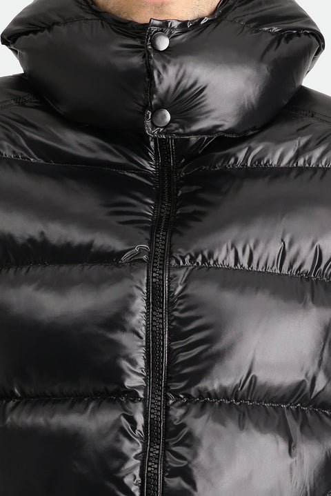 Siyah Kapüşonlu Şişme Spor Mont