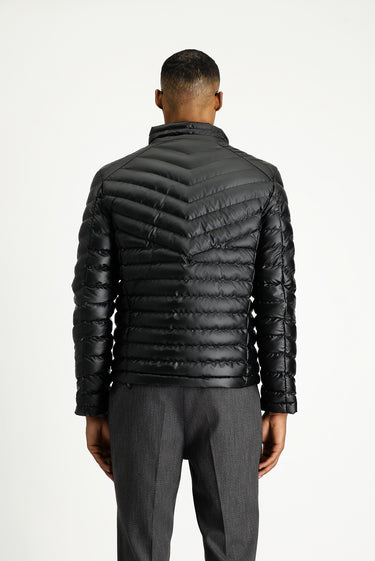 Siyah Slim Fit Dar Kesim Kapitone Spor Mont