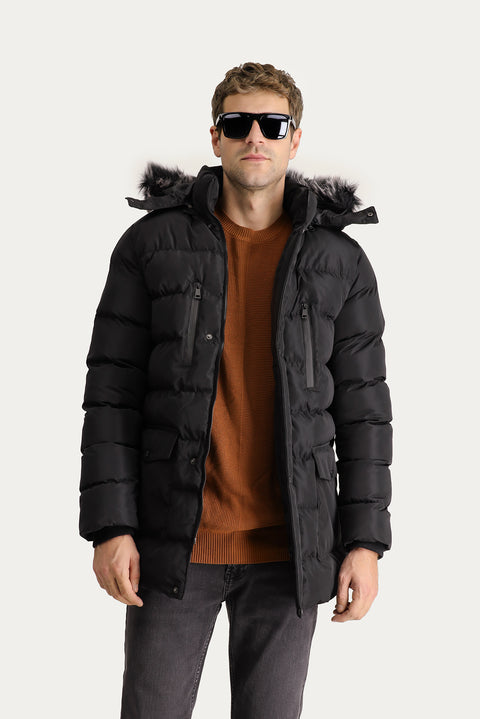 Siyah Kapüşonlu Şişme Spor Kaban