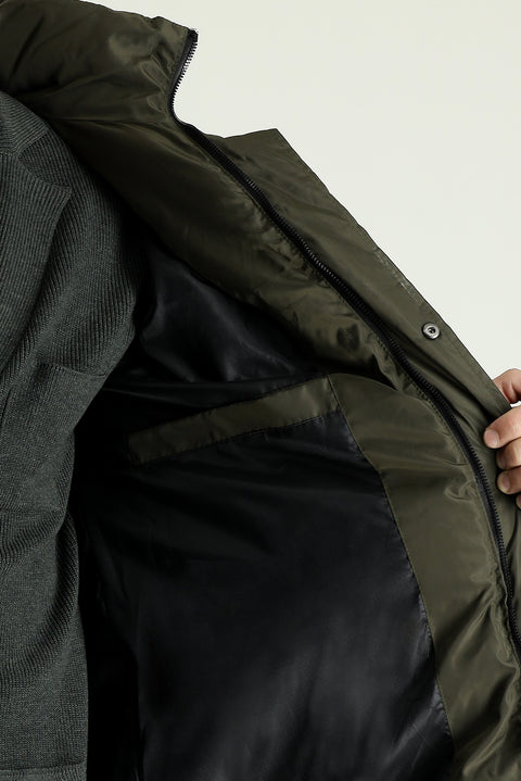 Orta Haki Kapüşonlu Şişme Spor Kaban