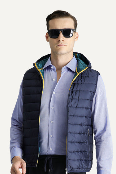 Koyu Lacivert Kapüşonlu Kapitone Spor Yelek