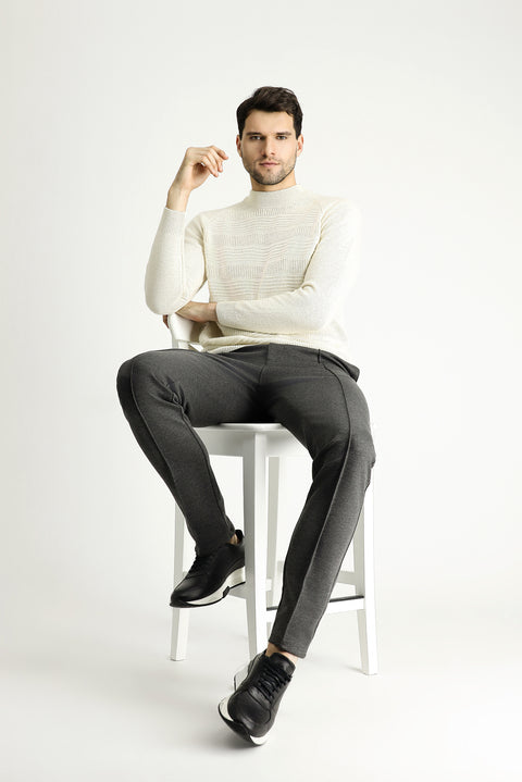 Ekru Yarım Balıkçı Yaka Slim Fit Dar Kesim Desenli Yünlü Triko Kazak