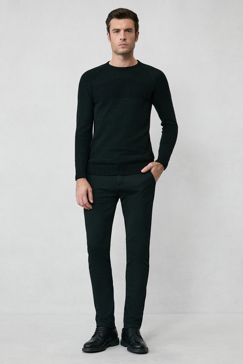 Siyah Bisiklet Yaka Slim Fit Dar Kesim Dikişsiz Desenli Yünlü Triko Kazak