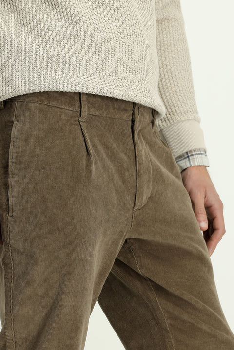 Orta Vizon 4 Drop Relaxed Fit Rahat Kesim Likralı Pileli Kadife Pantolon