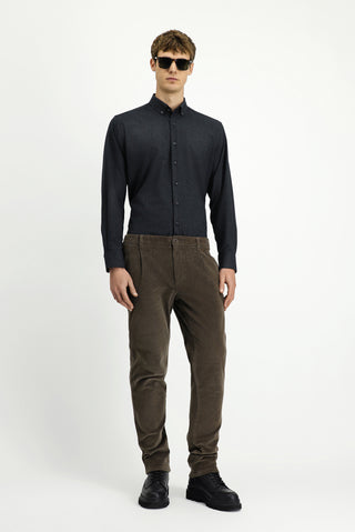  Koyu Vizon Relaxed Fit Rahat Kesim Likralı Pileli Kadife Pantolon