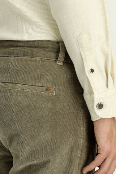 Açık Vizon Relaxed Fit Rahat Kesim Likralı Kadife Pantolon