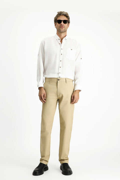 Beyaz Uzun Kol Regular Fit Düğmeli Yaka Spor Gömlek