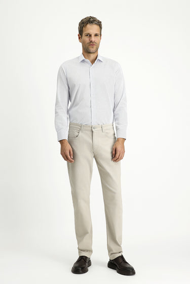  Beyaz Uzun Kol Slim Fit Dar Kesim Çizgili Pamuklu Klasik Non Iron Gömlek