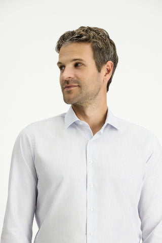  Beyaz Uzun Kol Slim Fit Dar Kesim Çizgili Pamuklu Klasik Non Iron Gömlek