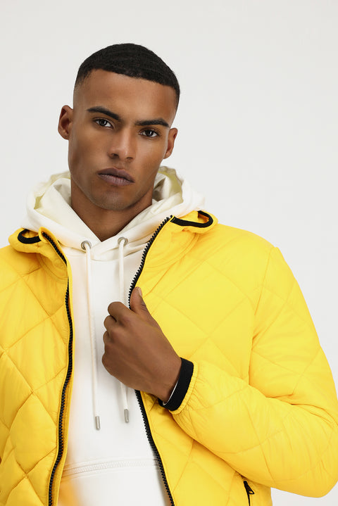 Açık Sarı Kapüşonlu Kapitone Spor Mont