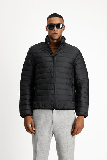  Siyah Kapitone Spor Mont