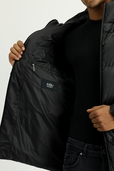  Siyah Slim Fit Dar Kesim Kapüşonlu Spor Şişme Mont
