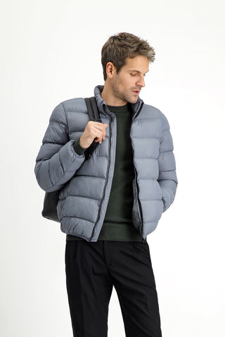  Açık Gri Çantalı Spor Şişme Mont