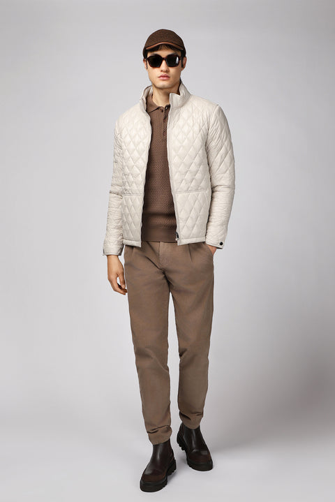 Açık Bej Dik Yaka Cepli Fermuarlı Rüzgar Geçirmez Kapitone Spor Mont