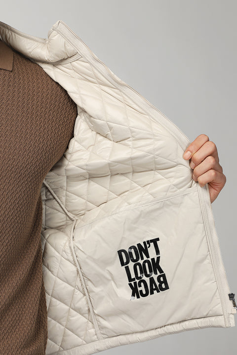 Açık Bej Dik Yaka Cepli Fermuarlı Rüzgar Geçirmez Kapitone Spor Mont