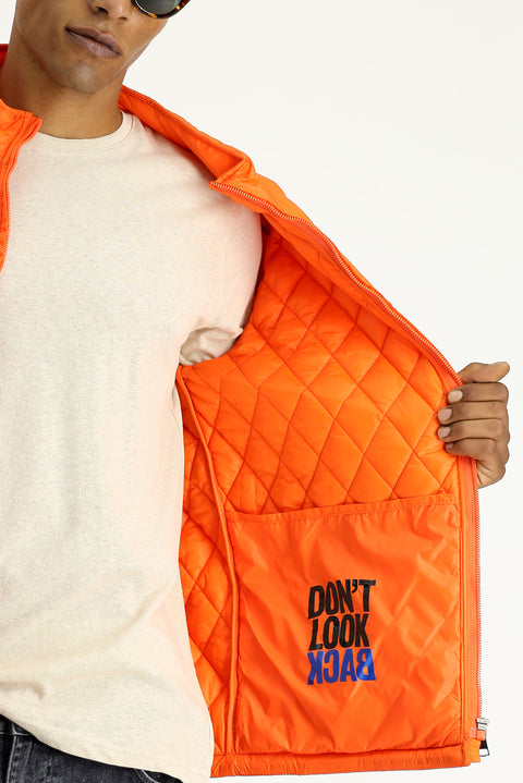 Orta Turuncu Dik Yaka Cepli Fermuarlı Rüzgar Geçirmez Kapitone Spor Mont