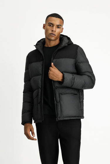 Siyah Slim Fit Dar Kesim Kapüşonlu Spor Şişme Mont