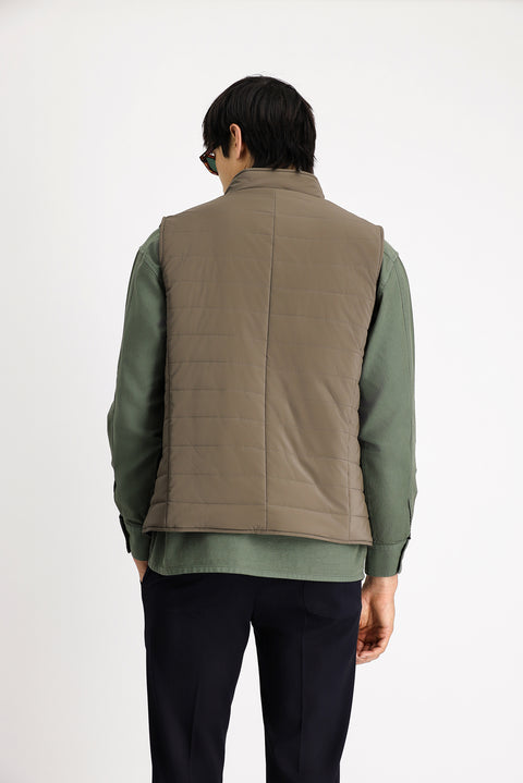 Koyu Kahve Slim Fit Dar Kesim Dik Yaka Çıtçıtlı Cepli Spor Kapitone Yelek