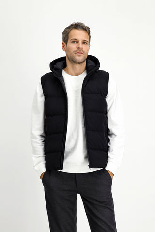  Siyah Kapüşonlu Spor Şişme Yelek