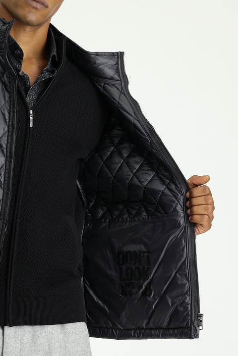 Black Stand Collar Quilted Sports Vest with Pockets and Zipper