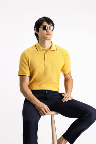  Koyu Sarı Regular Fit Desenli Likralı Polo Yaka Tişört