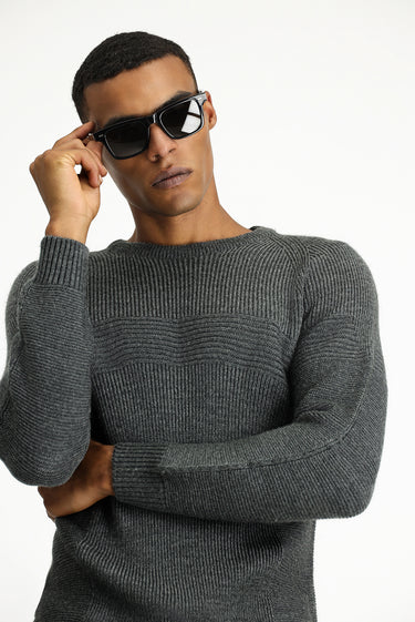 Orta Antrasit Bisiklet Yaka Regular Fit Dikişsiz Desenli Triko Kazak