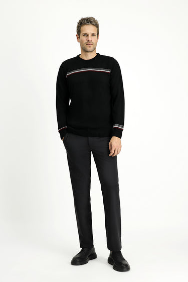 Siyah Bisiklet Yaka Regular Fit Desenli Triko Kazak