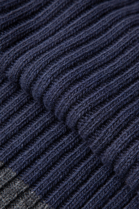 Koyu Lacivert Yünlü Desenli Atkı & Bere Takımı