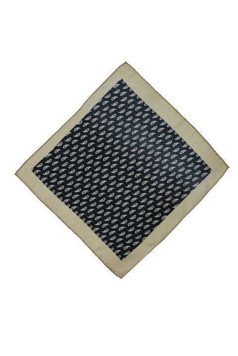 Siyah Desenli Mendil