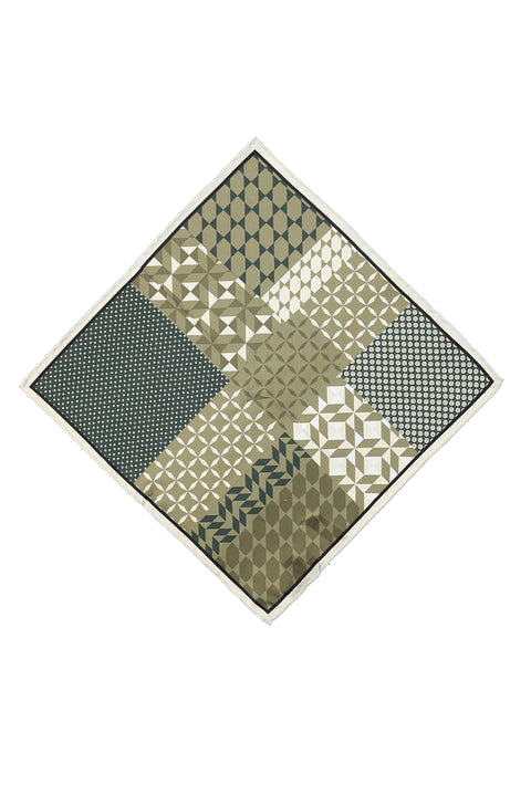 Orta Kahve Desenli Mendil