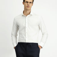Beyaz Uzun Kol Slim Fit Dar Kesim Klasik Pamuklu Gömlek