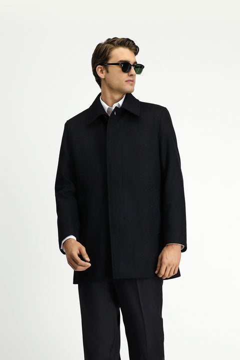 Siyah Yünlü Klasik Kaban