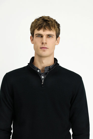  Siyah Yarım Balıkçı Yaka Regular Fit Desenli Fermuarlı Yünlü Triko Kazak